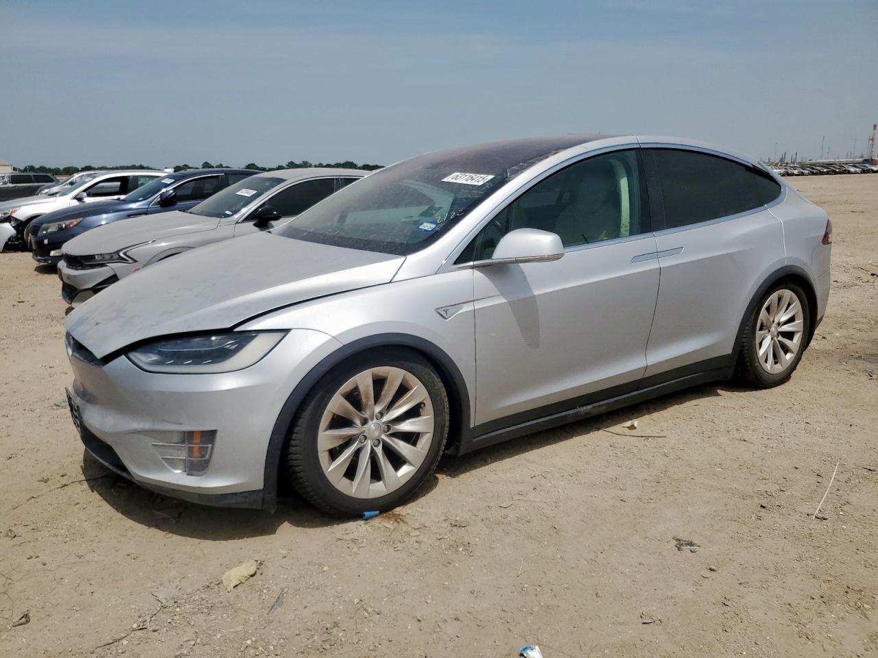 TESLA MODEL X