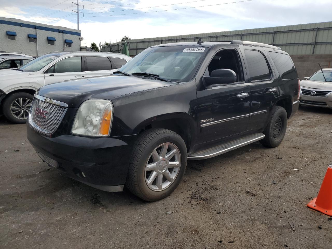 GMC YUKON DENALI