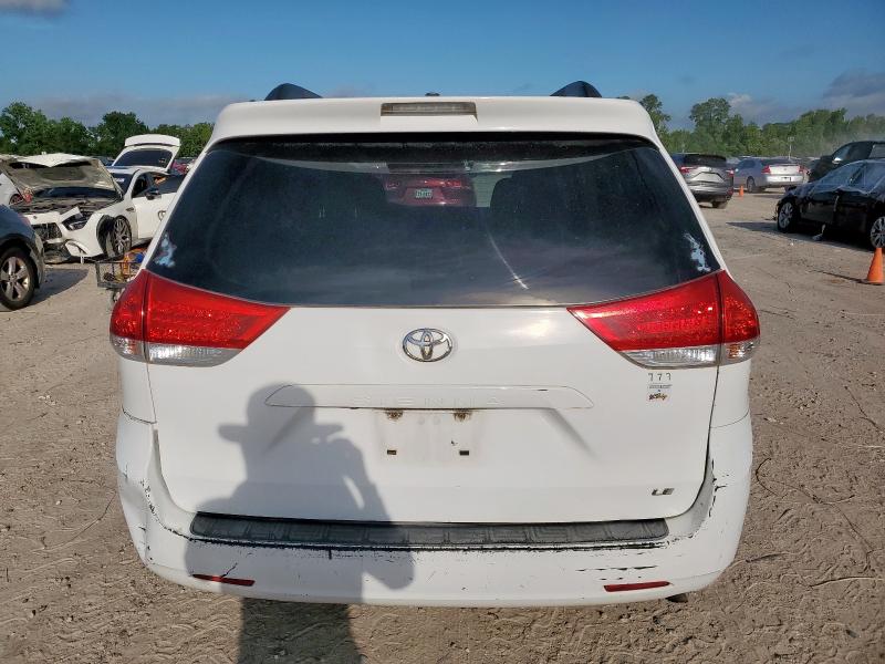 2011 TOYOTA SIENNA LE - 5TDKK3DC4BS033026