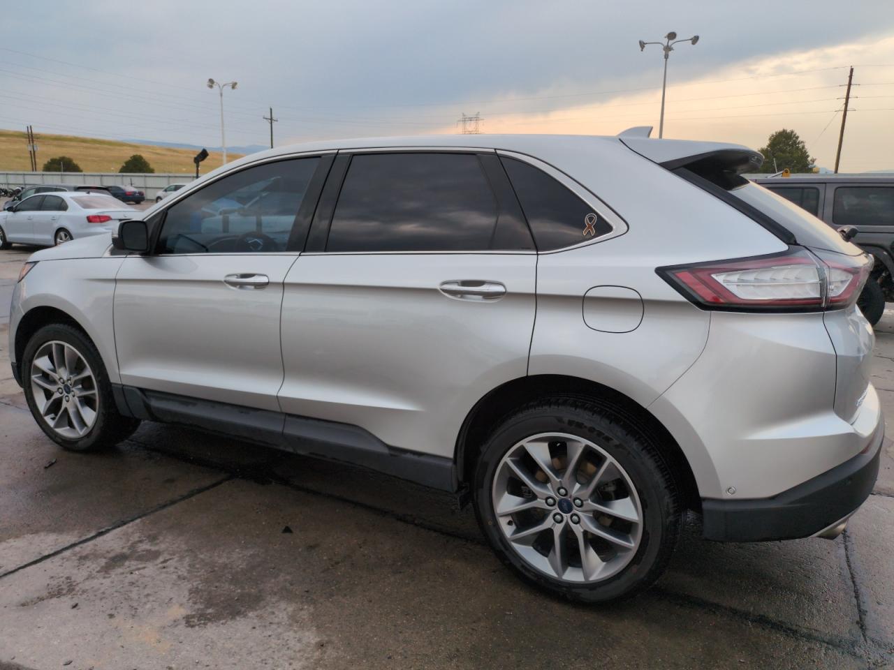 FORD EDGE TITANIUM