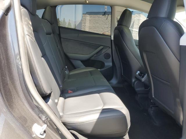 2025 TESLA MODEL Y 7SAYGDEDXSF216169