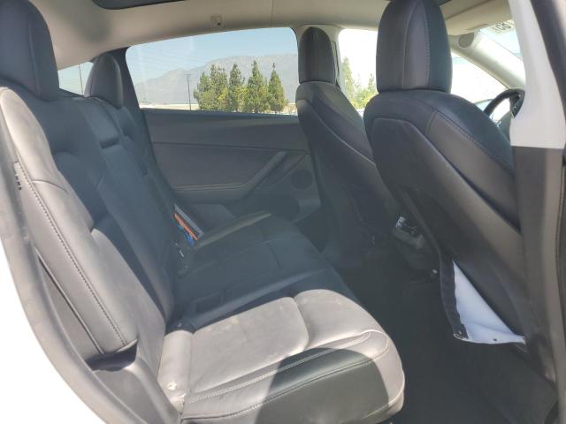 2021 TESLA MODEL Y 5YJYGDEE7MF160412
