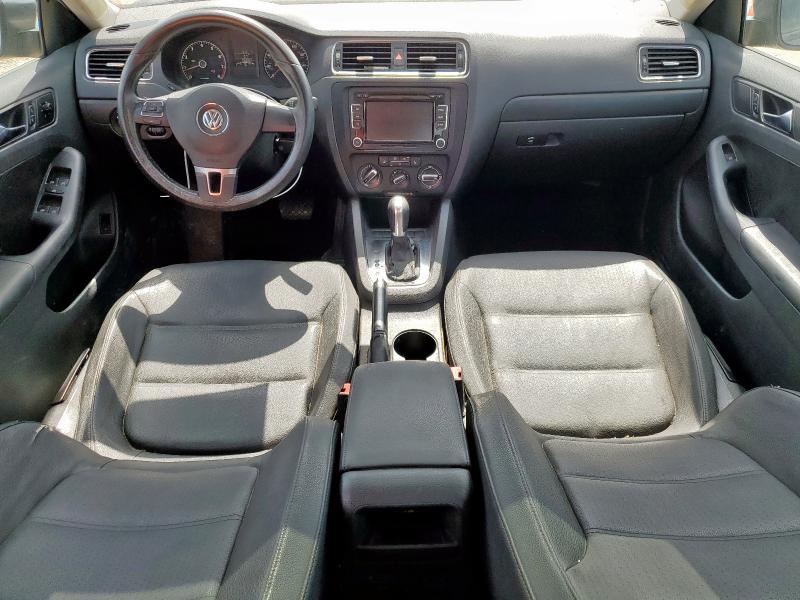 2011 VOLKSWAGEN JETTA SE - 3VWDX7AJ0BM352473