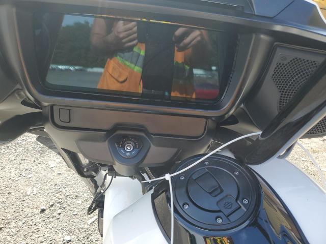2024 HARLEY-DAVIDSON FLHX 1HD1KB714RB651320