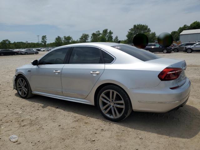 2017 VOLKSWAGEN PASSAT R-L 1VWDT7A32HC064509