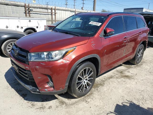TOYOTA HIGHLANDER