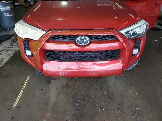 2018 TOYOTA 4RUNNER SR JTEBU5JR4J5511380