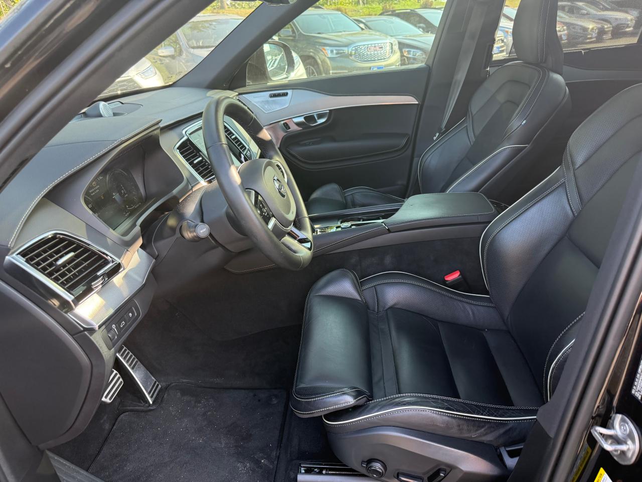 VOLVO XC90 T8 RECHARGE R-DESIGN