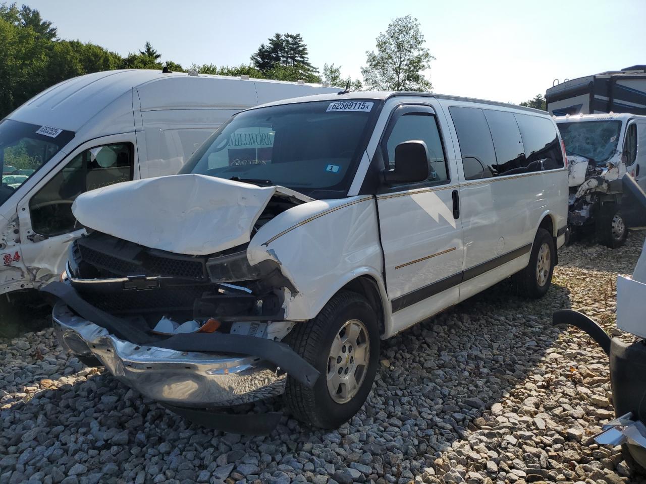 CHEVROLET EXPRESS LT