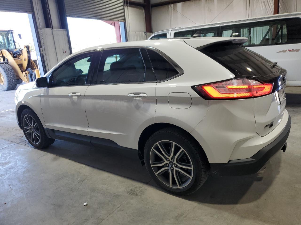 FORD EDGE TITANIUM