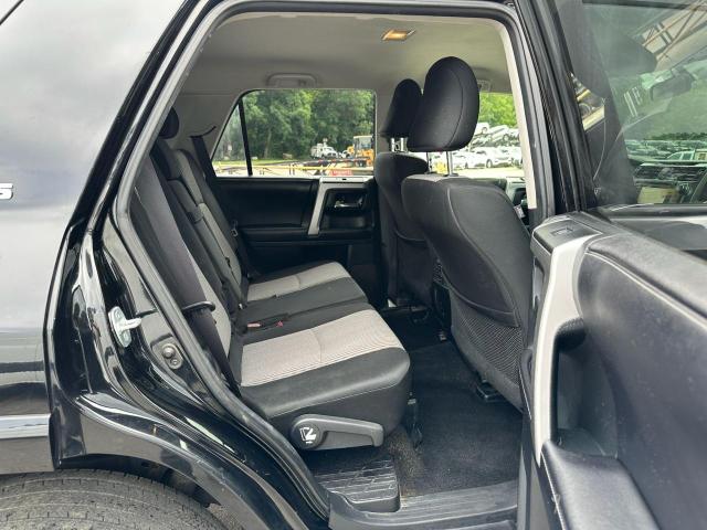 2017 TOYOTA 4RUNNER SR JTEBU5JR6H5415941