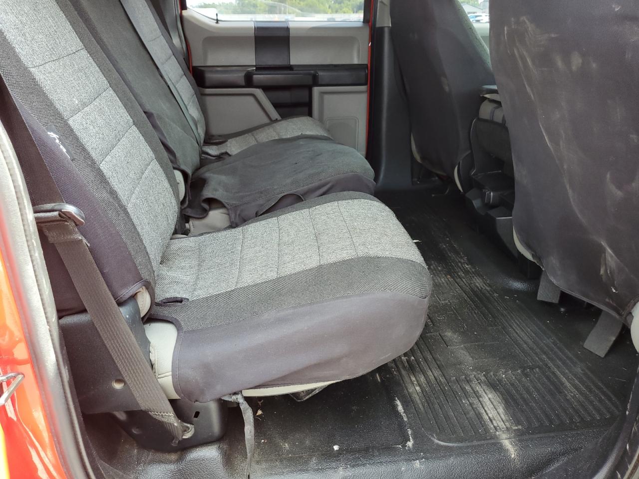 FORD F-350 SUPER DUTY