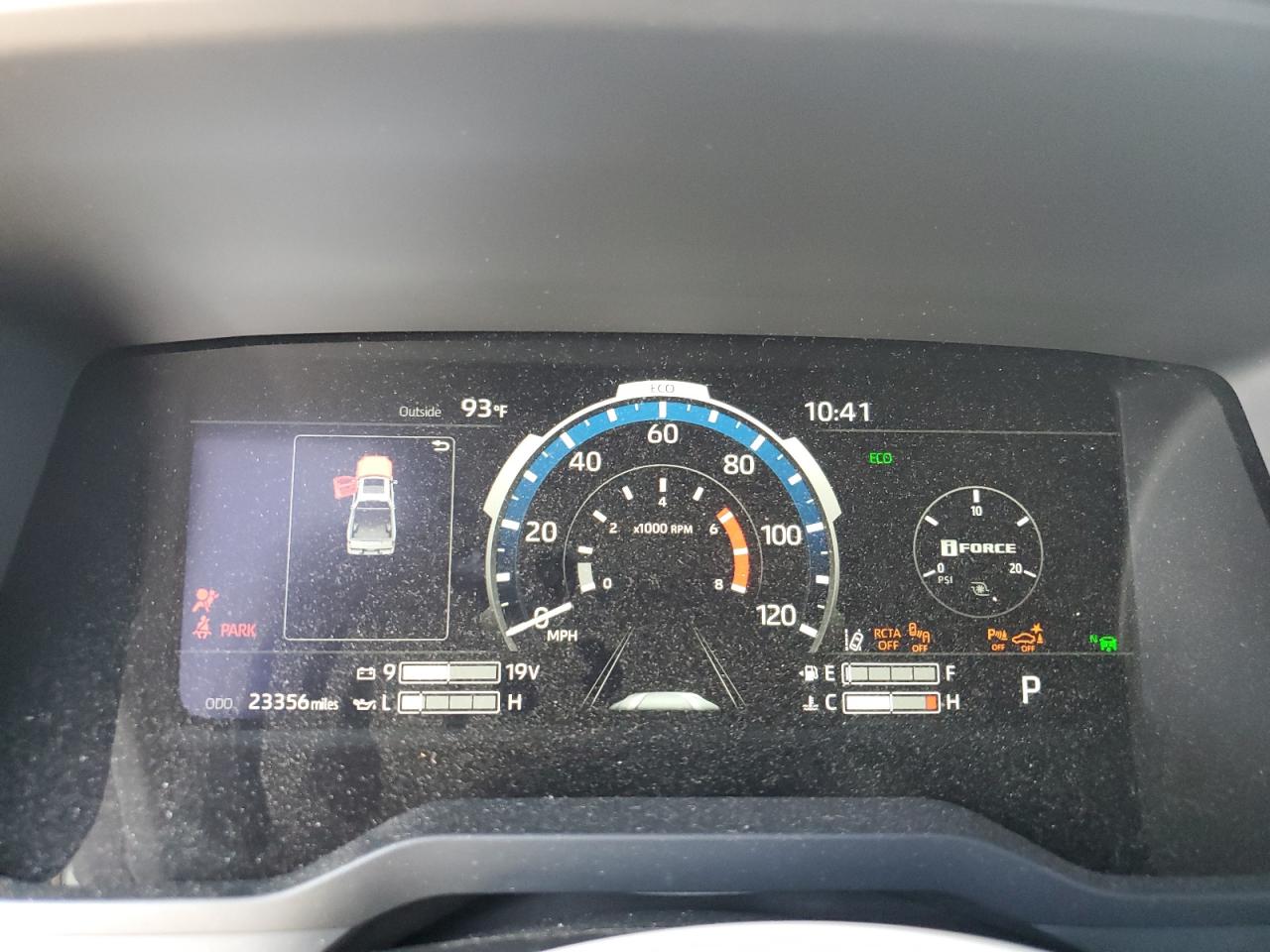 TOYOTA TUNDRA CREWMAX PLATINUM