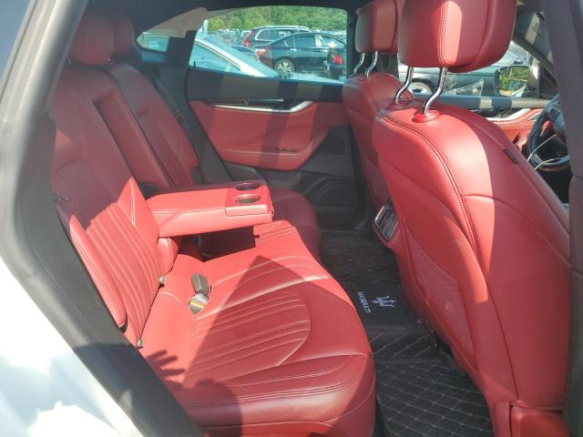 2018 MASERATI LEVANTE ZN661XUA7JX295950