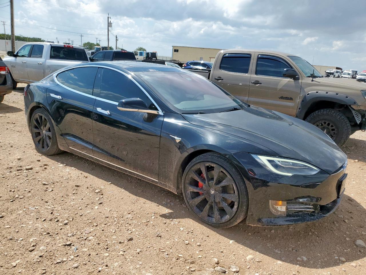 TESLA MODEL S