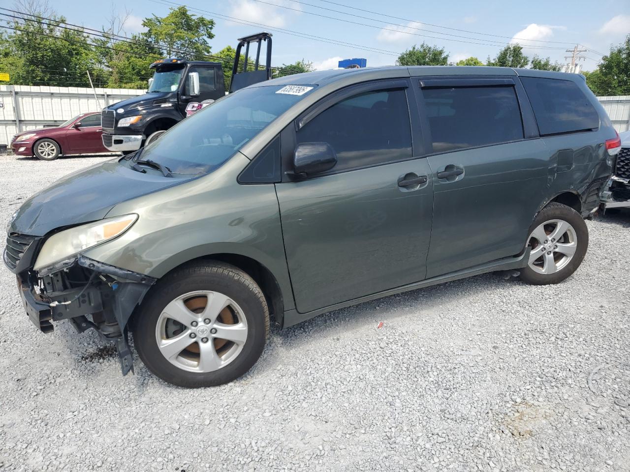 TOYOTA SIENNA