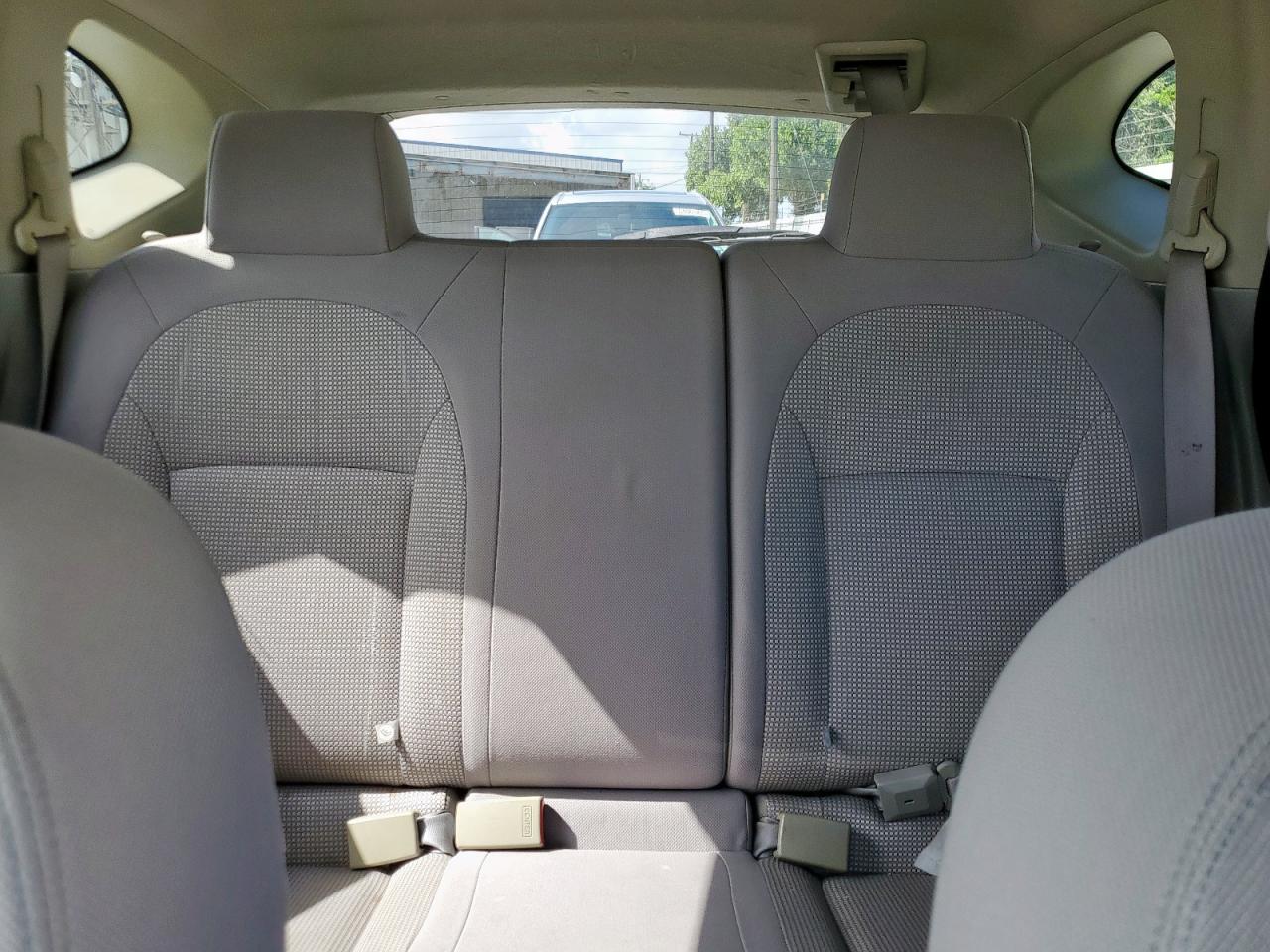 Nissan Rogue s 2013