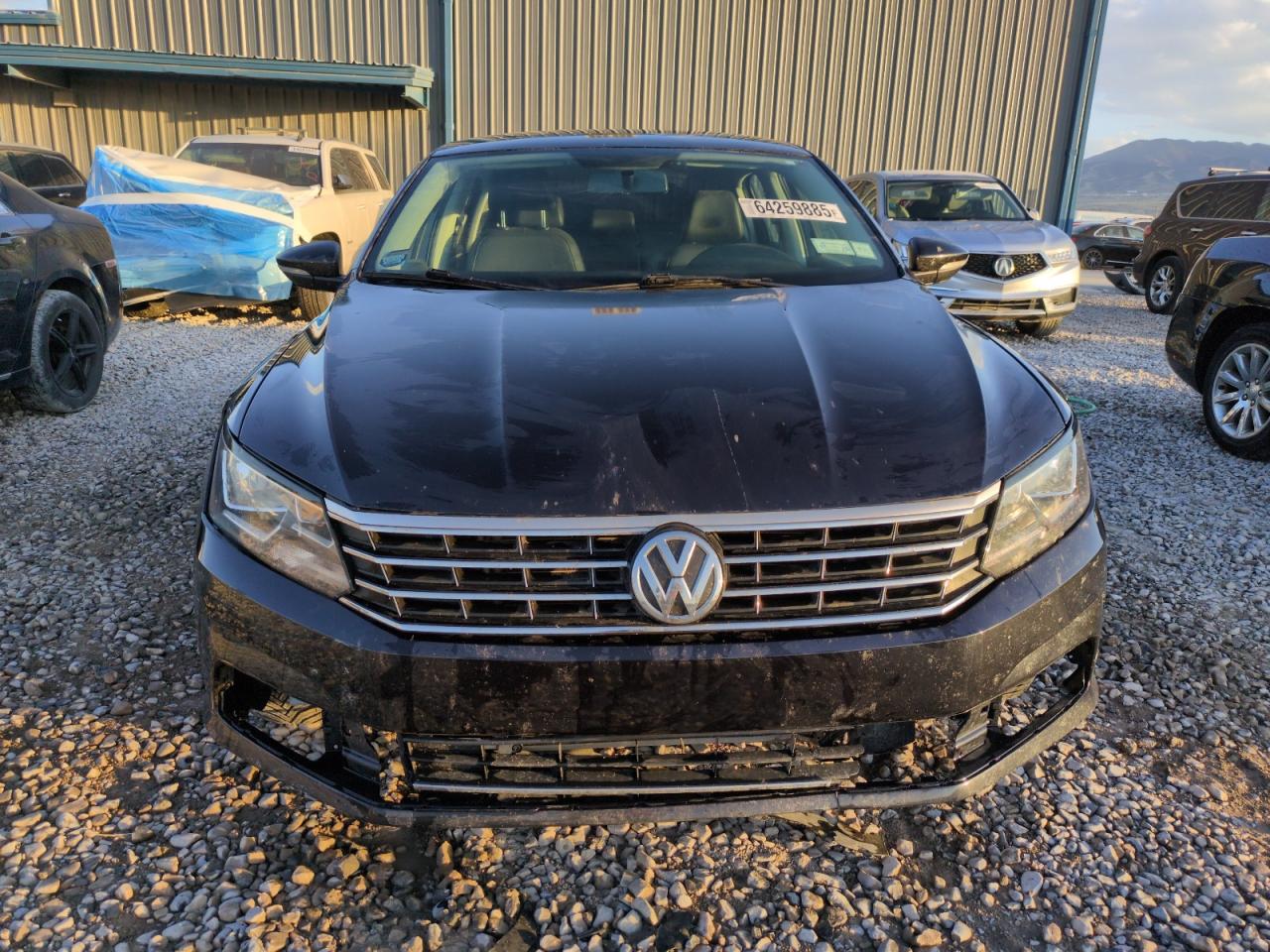 VOLKSWAGEN PASSAT SE