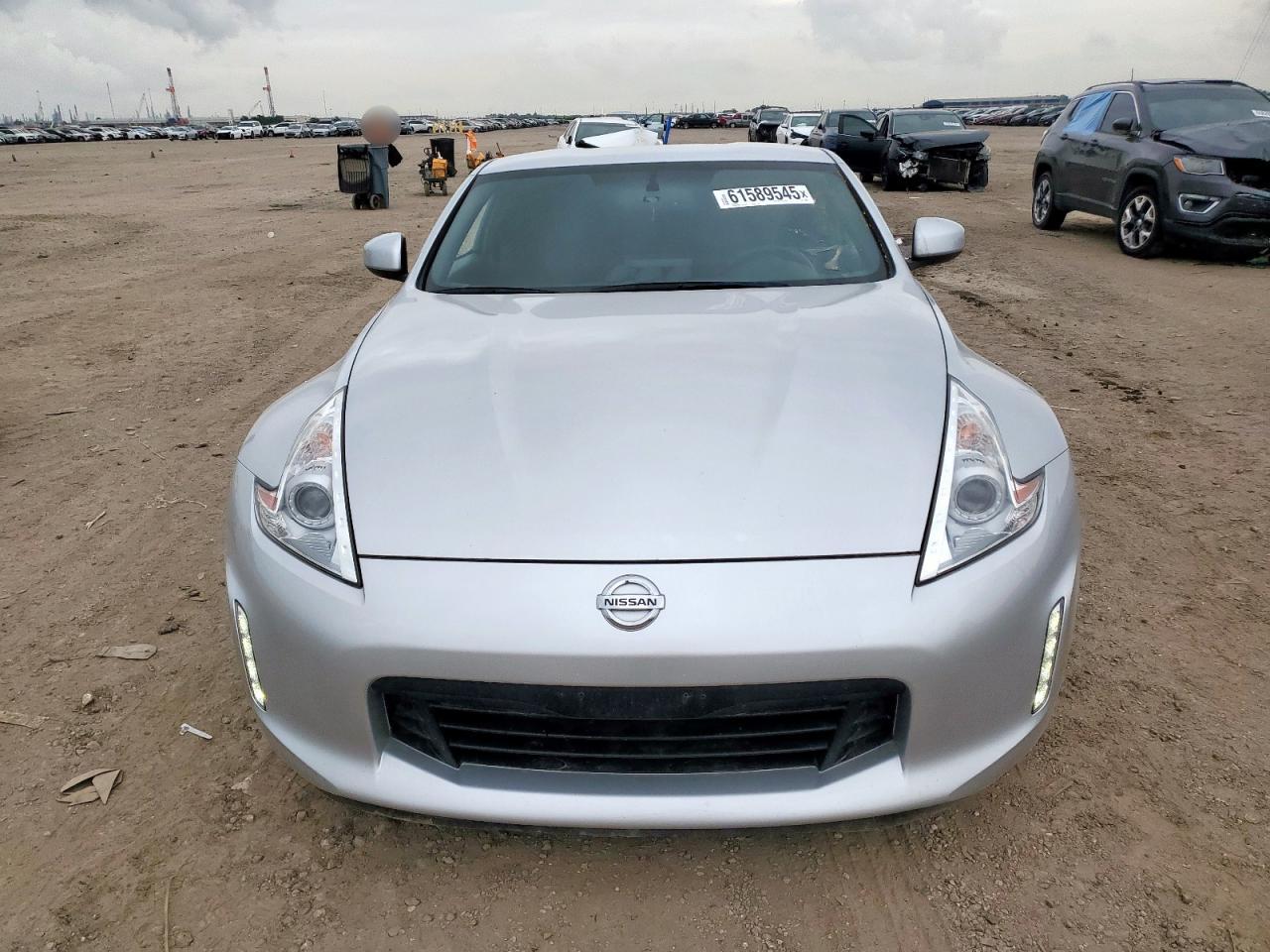 NISSAN 370Z BASE