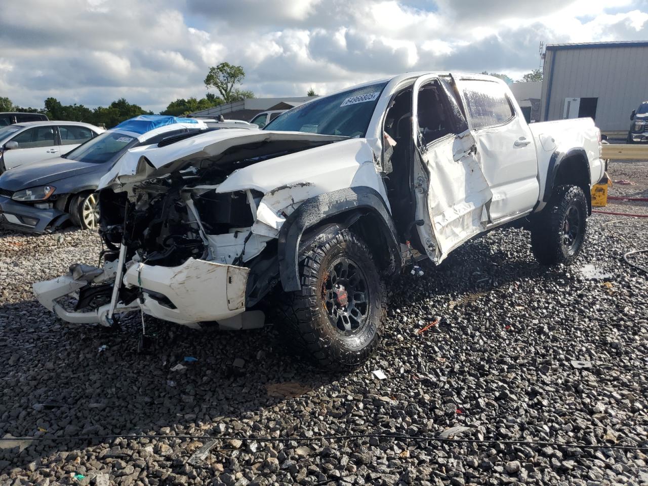 TOYOTA TACOMA DOUBLE CAB