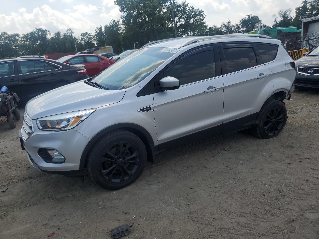 FORD ESCAPE SE