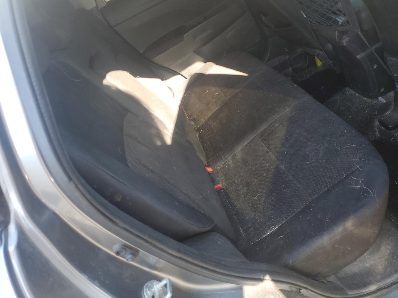 MITSUBISHI OUTLANDER SE