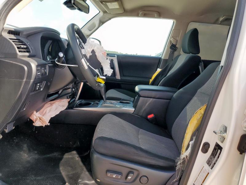 2022 TOYOTA 4RUNNER SR - JTEEU5JR5N5258539