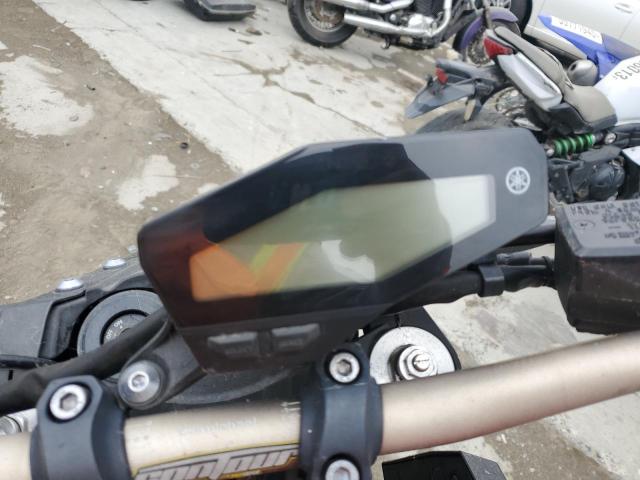 2014 YAMAHA FZ09 C JYARN33Y6EA000903