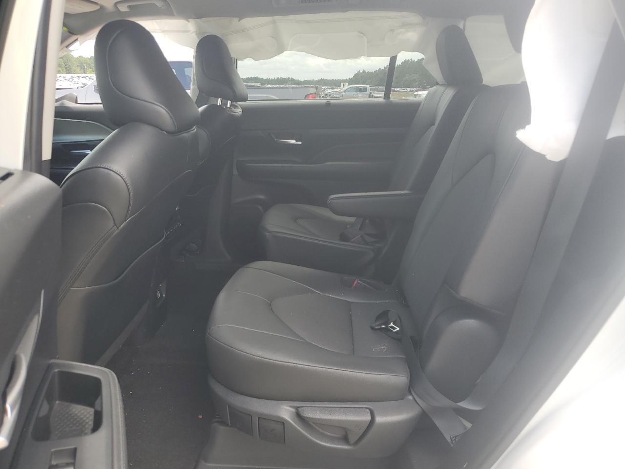 TOYOTA HIGHLANDER XLE