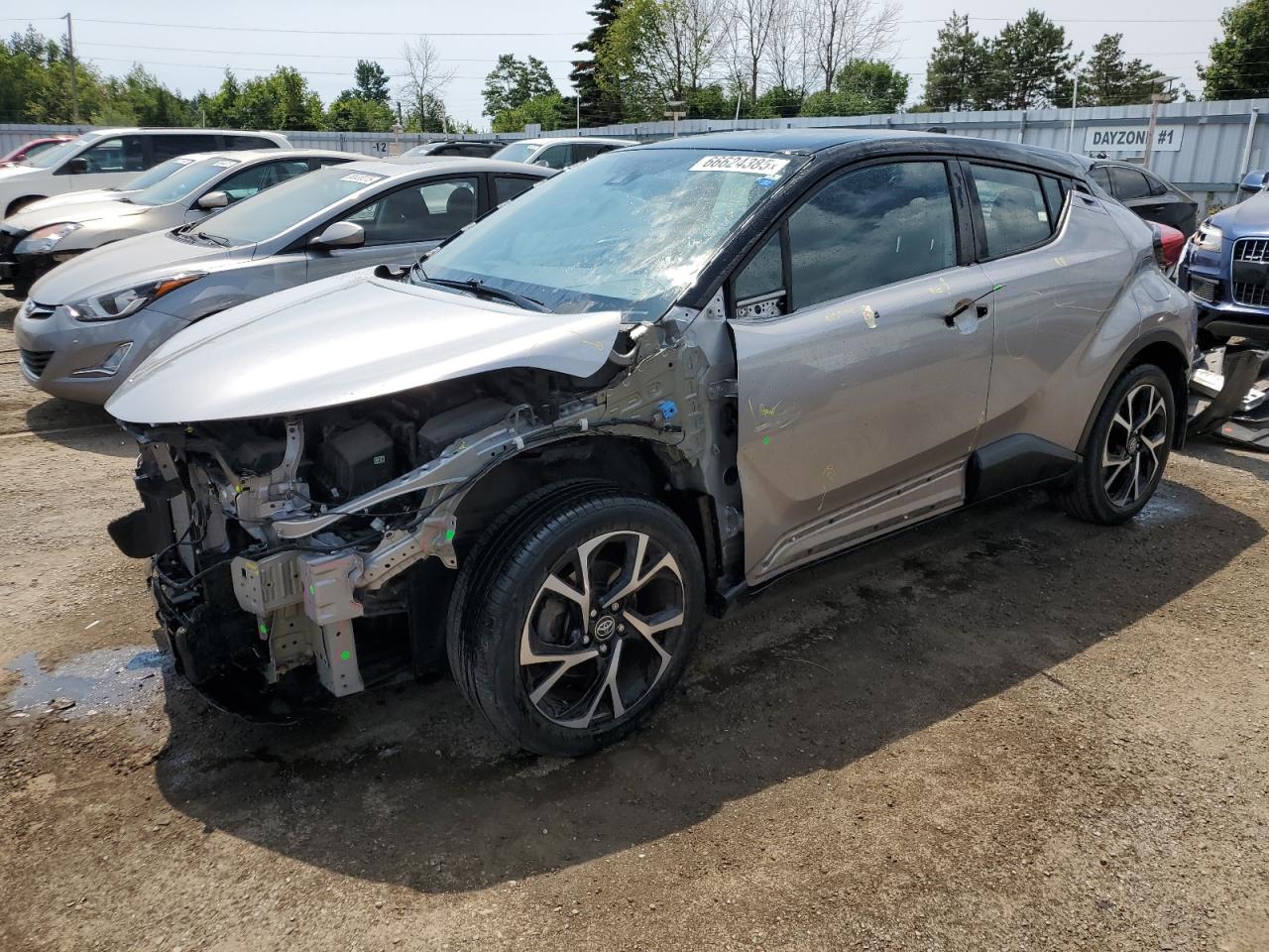 TOYOTA C-HR XLE