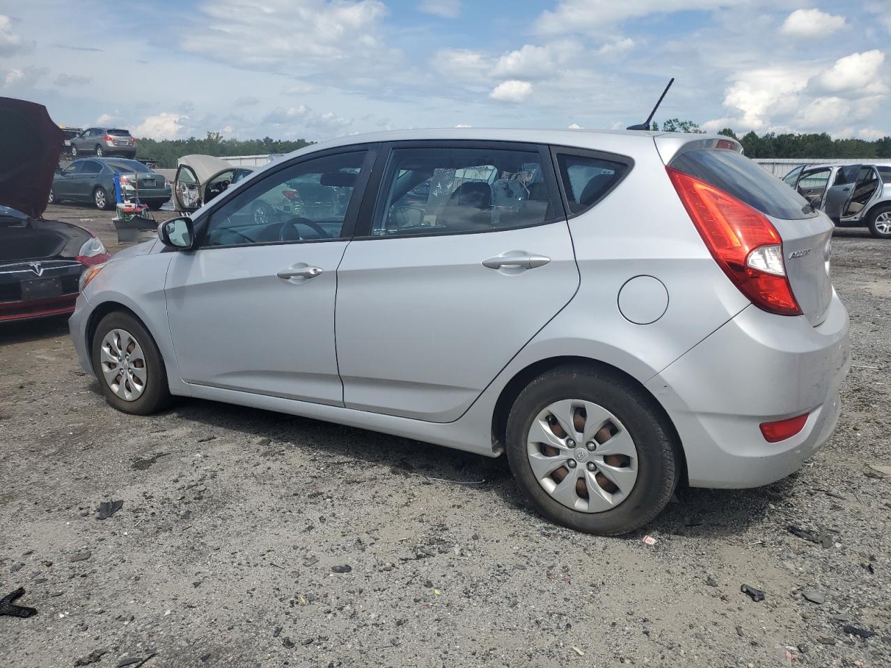 HYUNDAI ACCENT SE