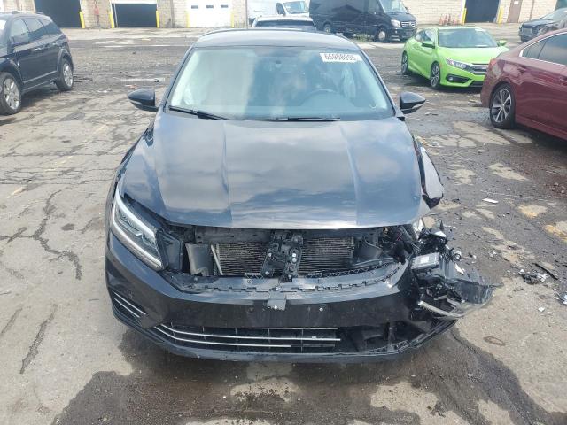 2017 VOLKSWAGEN PASSAT R-L 1VWDT7A37HC029173