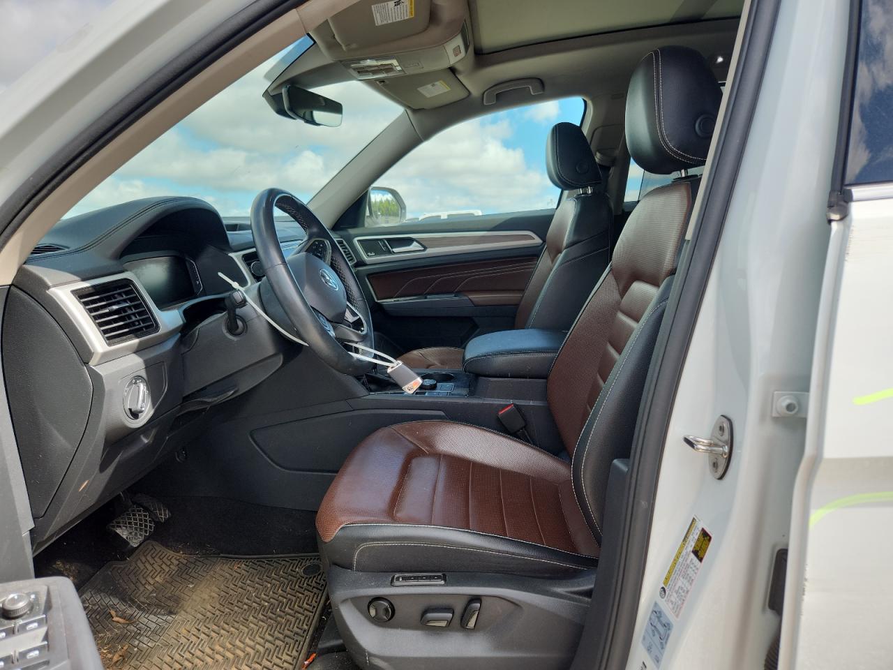 VOLKSWAGEN ATLAS SEL PREMIUM