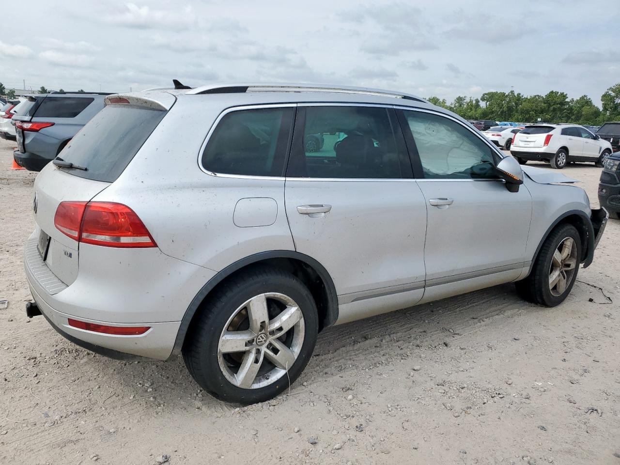 VOLKSWAGEN TOUAREG V6 TDI