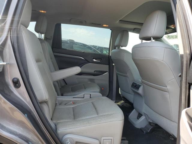 2017 TOYOTA HIGHLANDER - 5TDDZRFH7HS380570