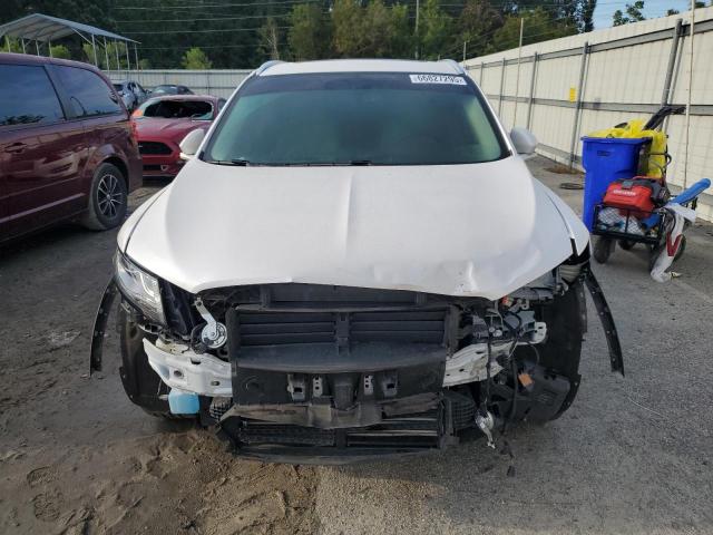 2019 LINCOLN MKC RESERV 5LMCJ3C95KUL13135