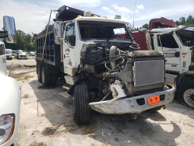 Global Auto Auctions: 2006 STERLING TRUCK L 9500