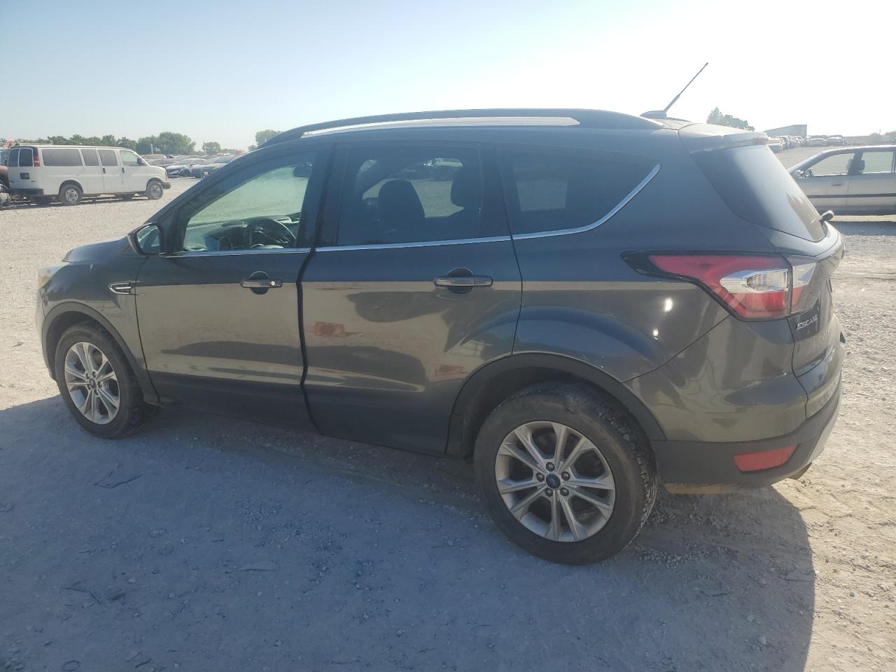 Lot #3301820428 2017 FORD ESCAPE SE