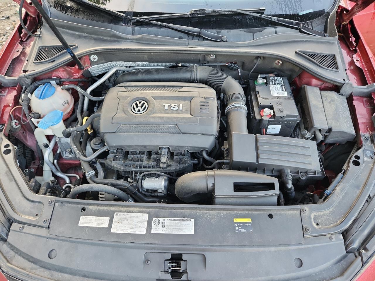 VOLKSWAGEN PASSAT R-LINE