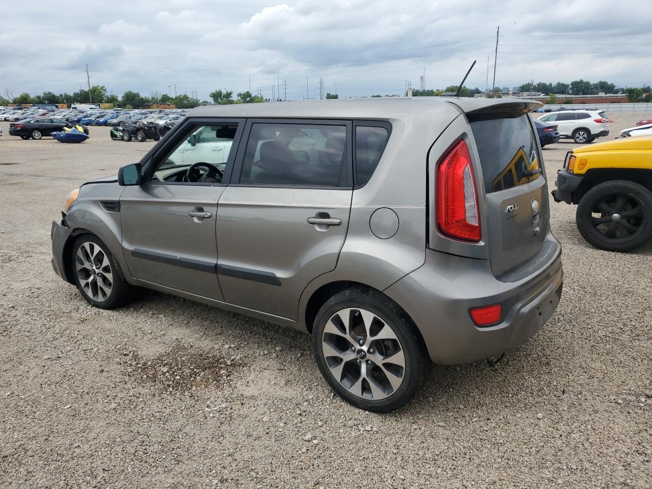 KIA SOUL +