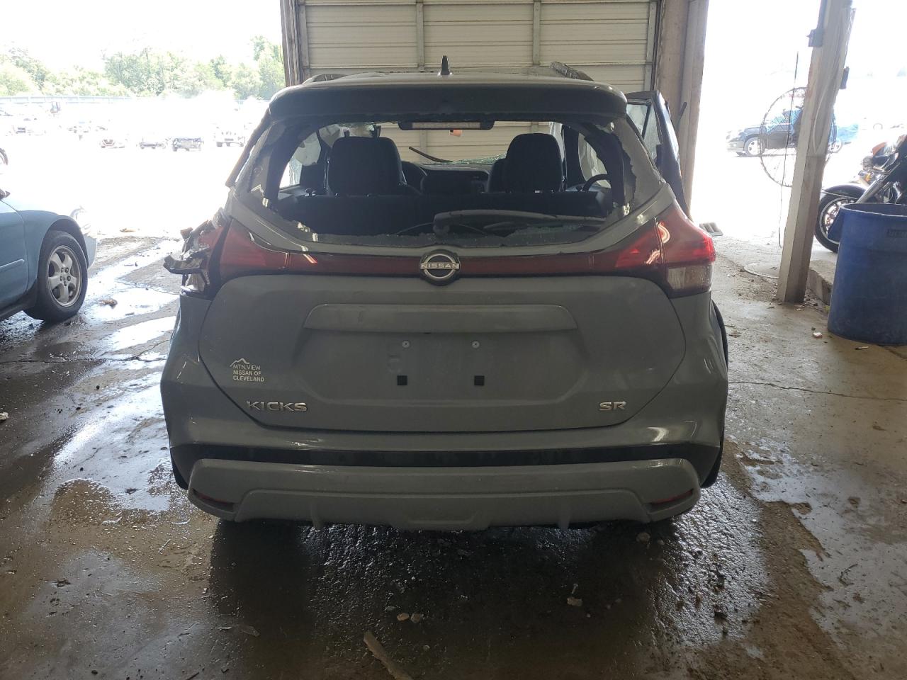 NISSAN KICKS SR
