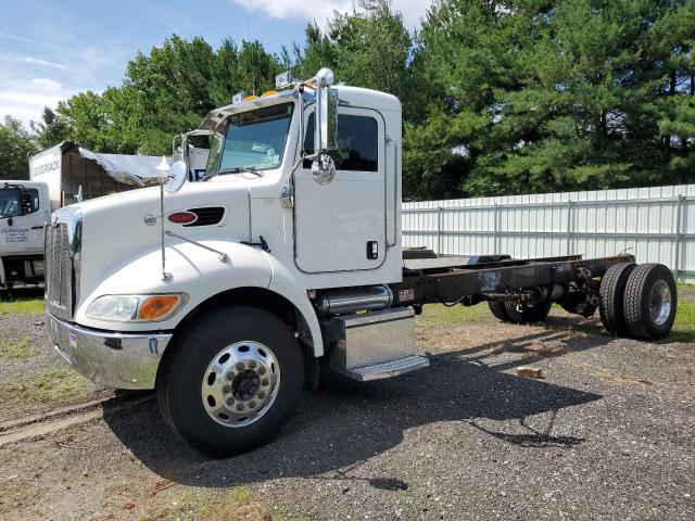 PETERBILT 335 2006 white conventi diesel 2NPLHD7X06M657028 photo #3