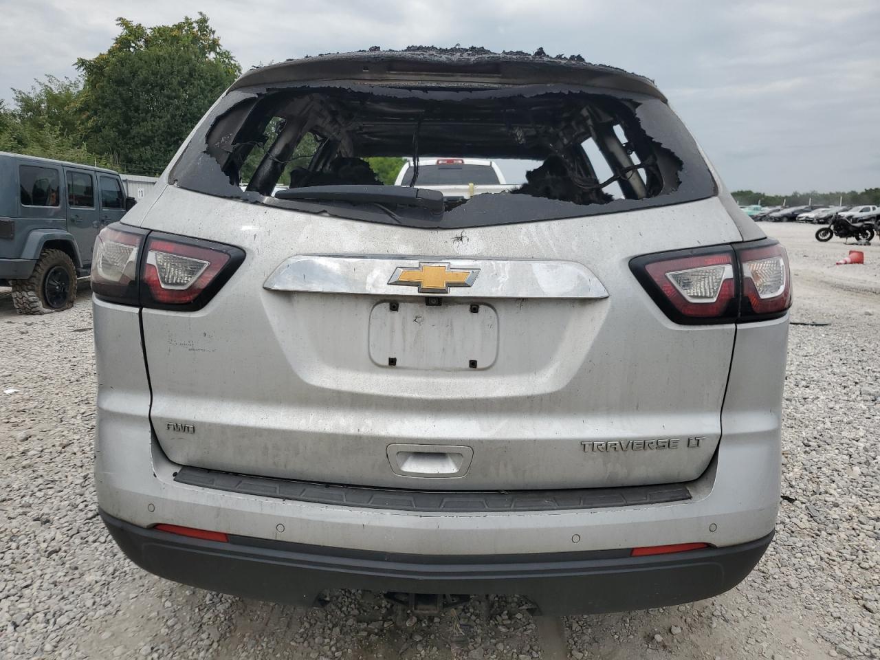 CHEVROLET TRAVERSE LT