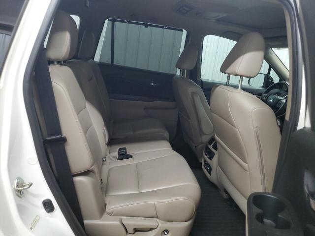 2016 HONDA PILOT TOUR 5FNYF5H91GB017547