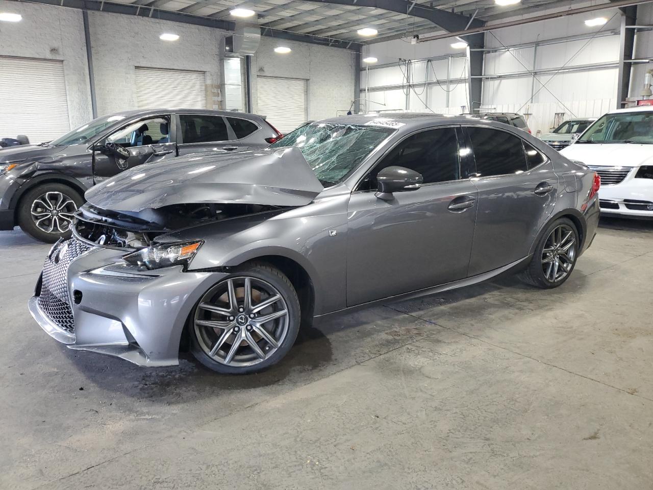 LEXUS IS 200T