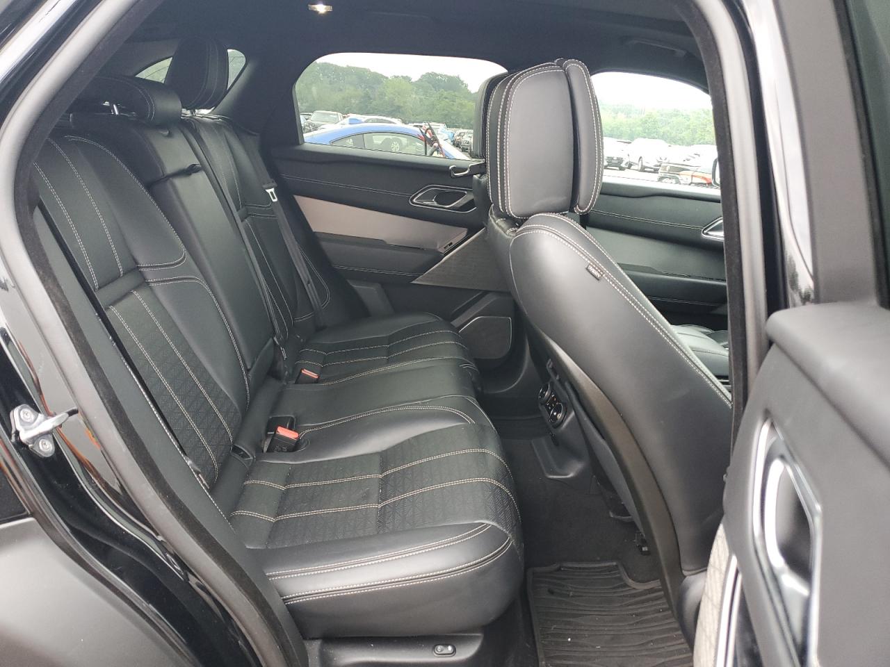 LAND ROVER RANGE ROVER R-DYNAMIC HSE