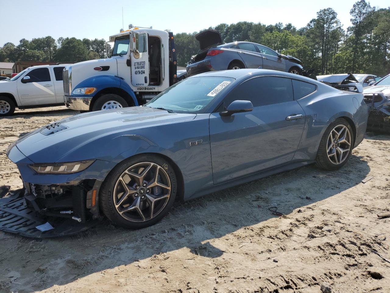 FORD MUSTANG GT
