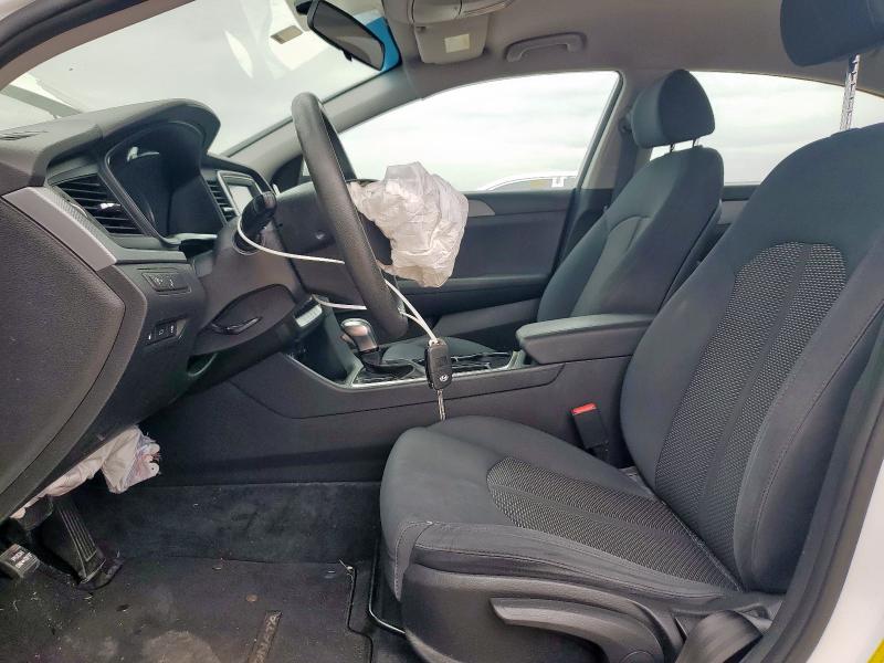 2018 HYUNDAI SONATA ECO 5NPE24AA5JH625433