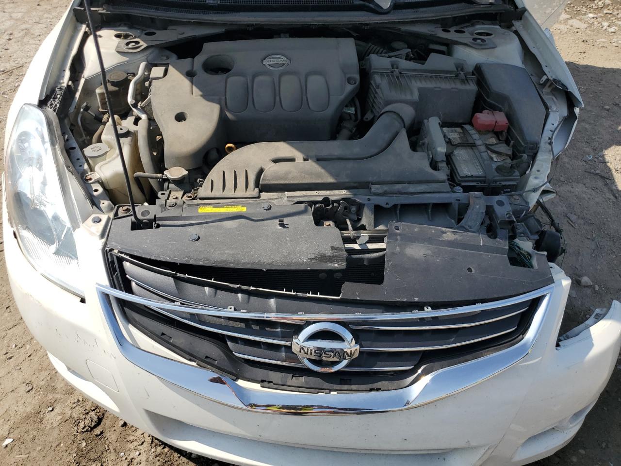 NISSAN ALTIMA BASE
