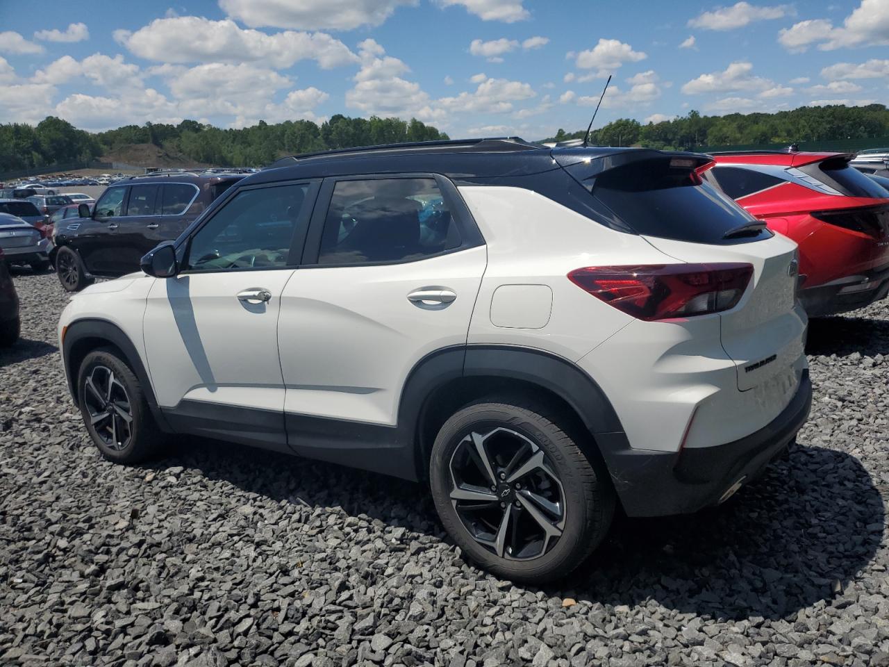 Lot #3302722011 2023 CHEVROLET TRAILBLAZE
